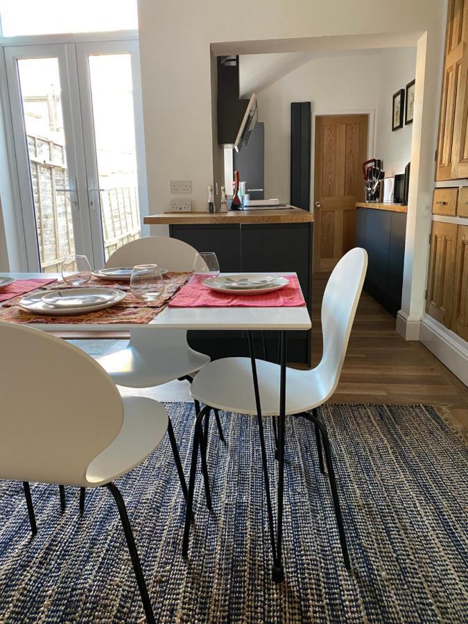 Comfortable 2 Bedroom From With Parking Casa vacanze Nottingham