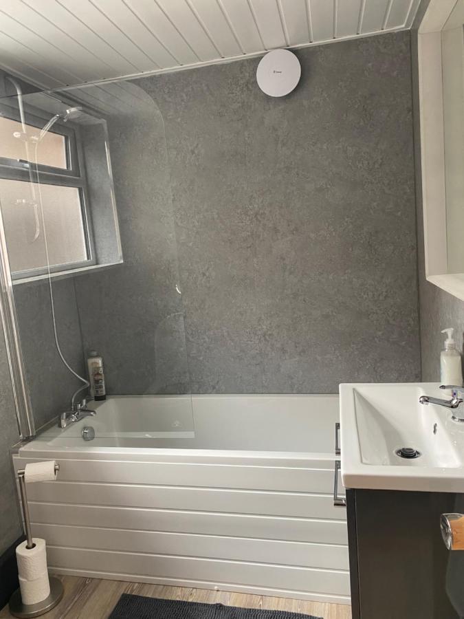 Casa vacanze Comfortable 2 Bedroom From With Parking